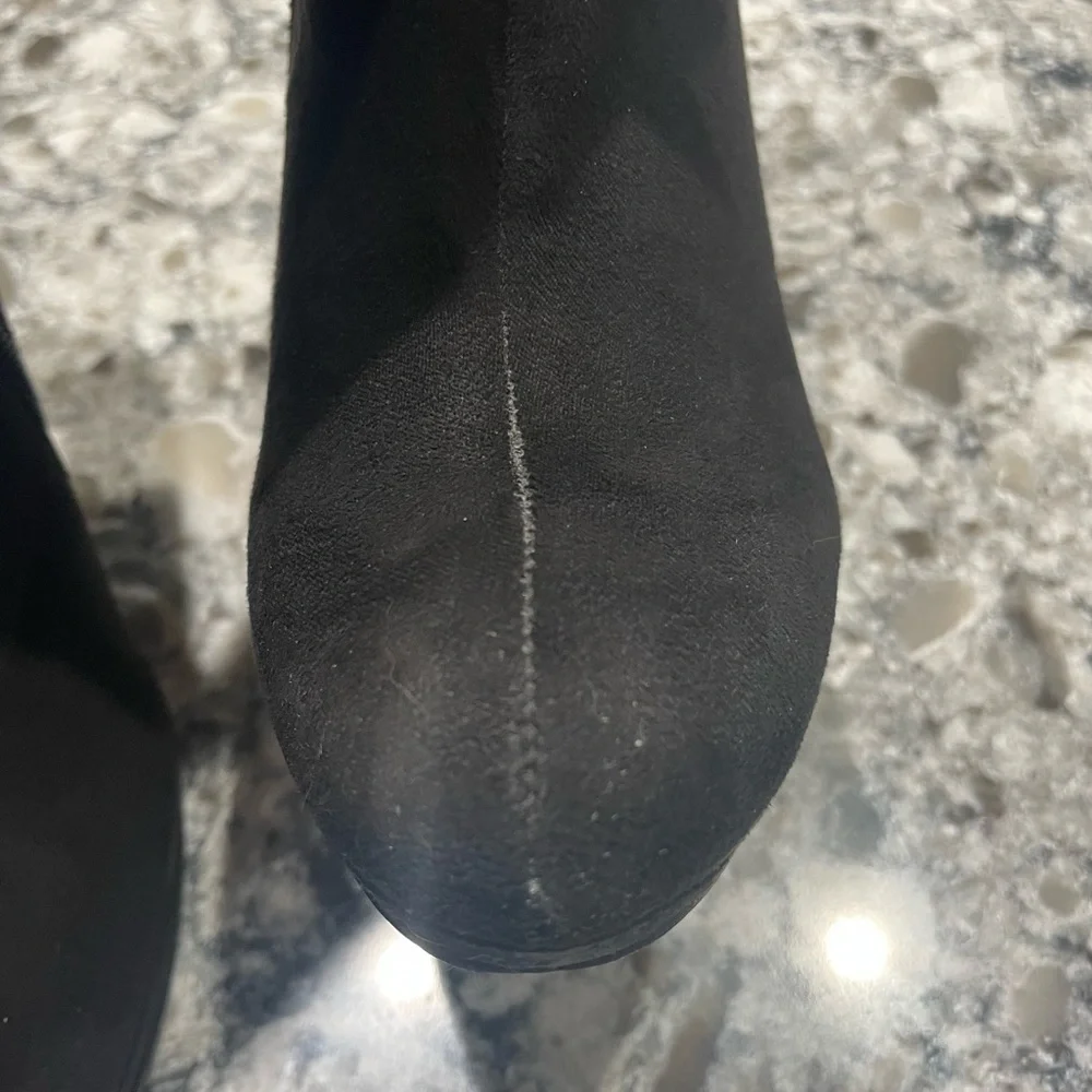 Impo Suede Booties